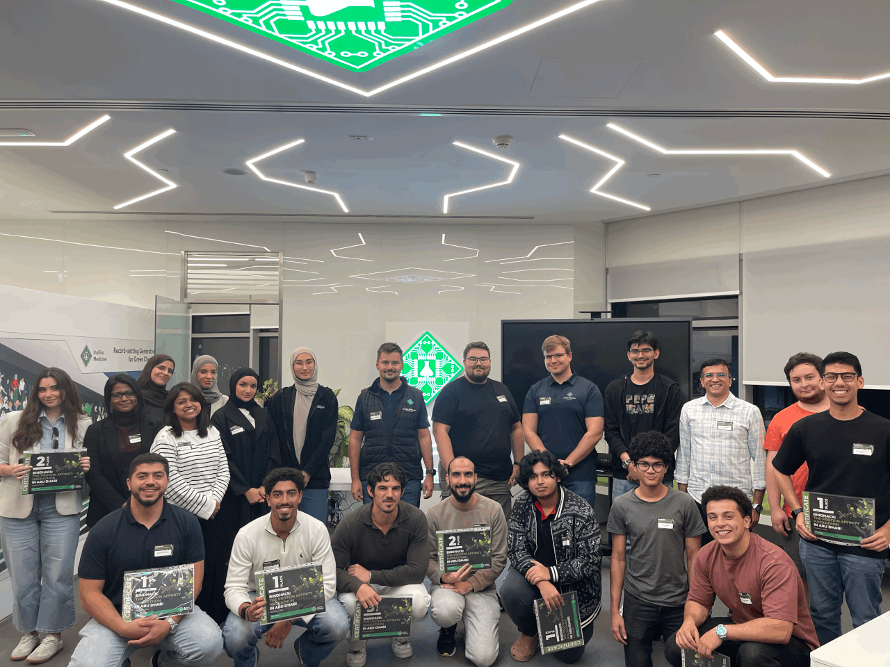 All BindHack teams together after the competition